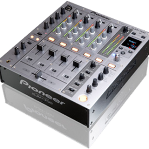 Микшерный пульт Pioneer DJM-700 S